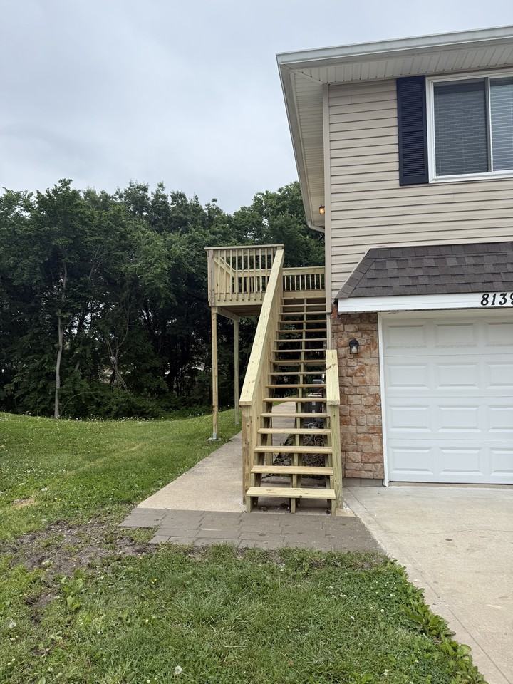 8135 N Stoddard Ave - Photo 2 of 16