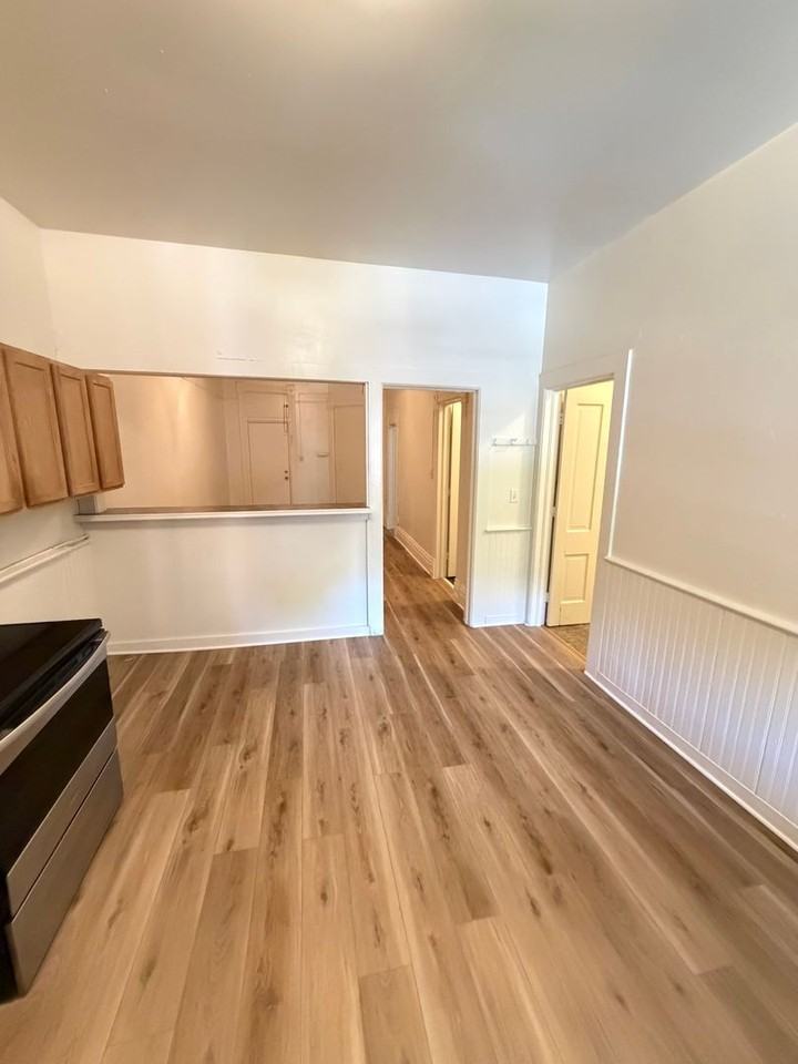 118/120 E Huron - Photo 4 of 38