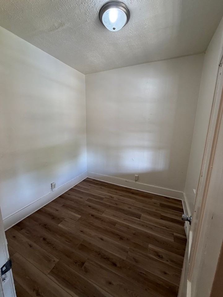 118/120 E Huron - Photo 7 of 38