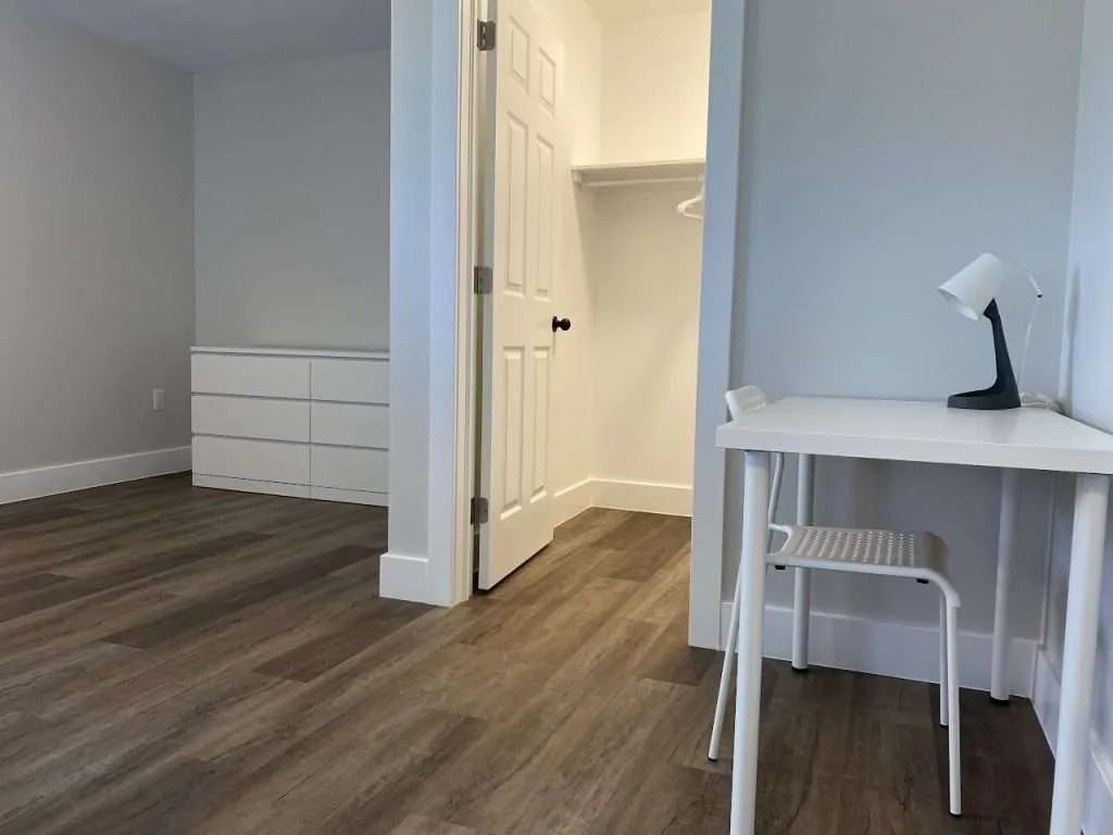 21 Bambrick Dr #3 - Photo 3 of 11