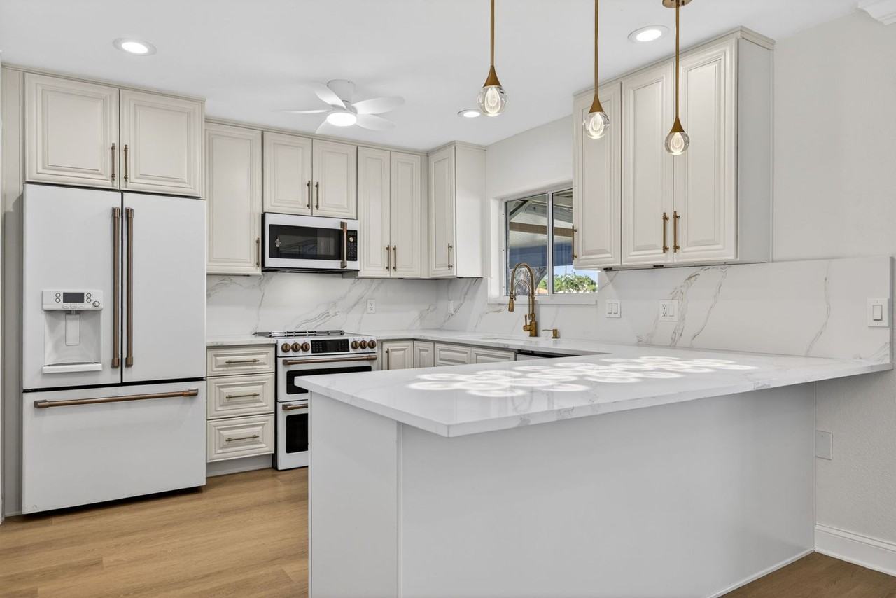 6497 Cape Hatteras Way Ne #3 - Photo 2 of 50
