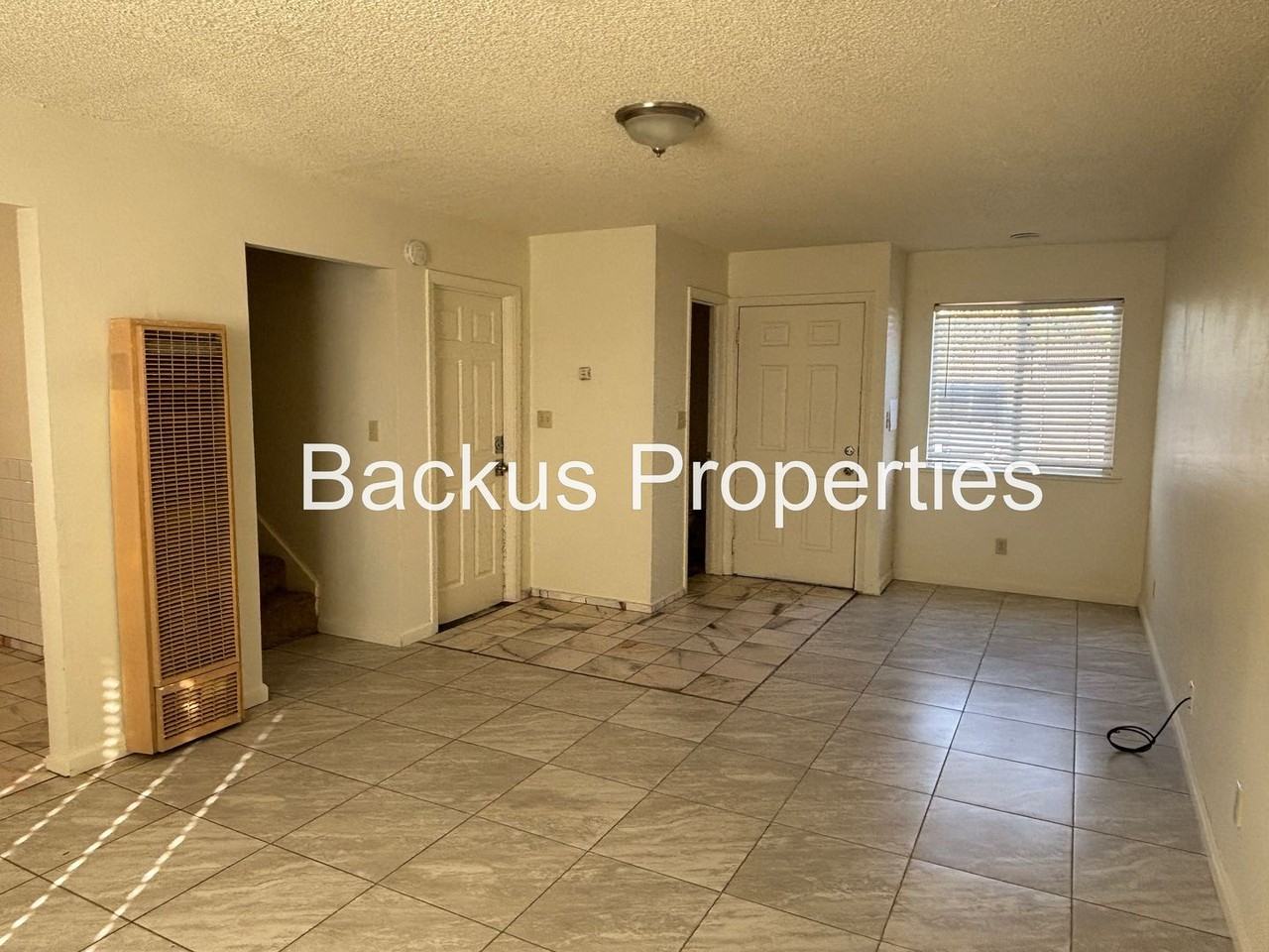 1825 Palm Ave #A - Photo 4 of 20