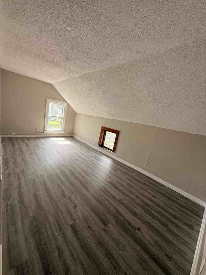 614A N Chestnut Ave - Photo 6 of 8