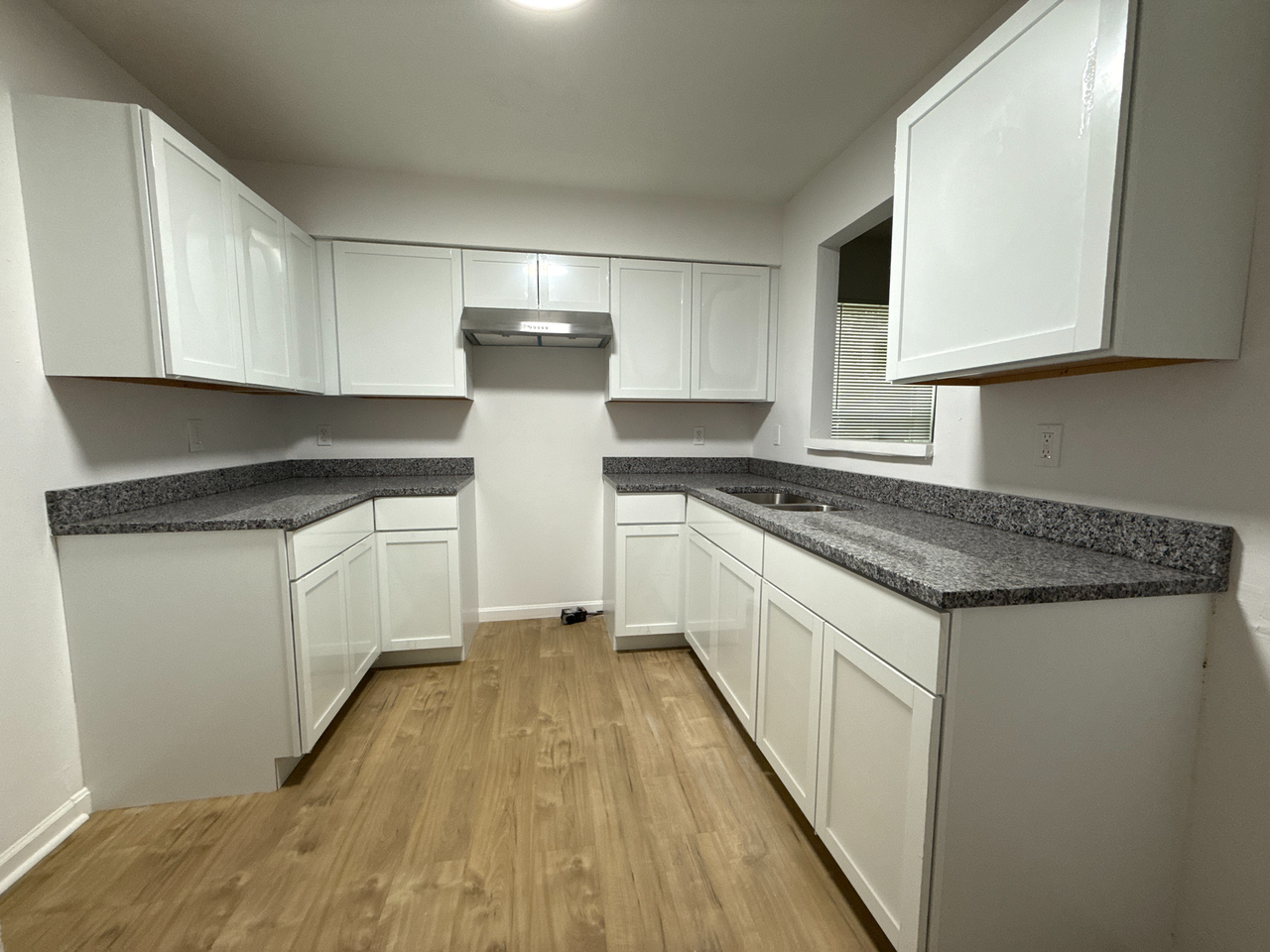 1723 W Kentucky Street - Photo 5 of 23