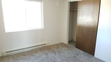 featured image of 120 E Hawthorne Rd