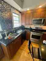featured image of 862 E 5th St
