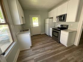 526 Dennis St - Photo 1 of 1