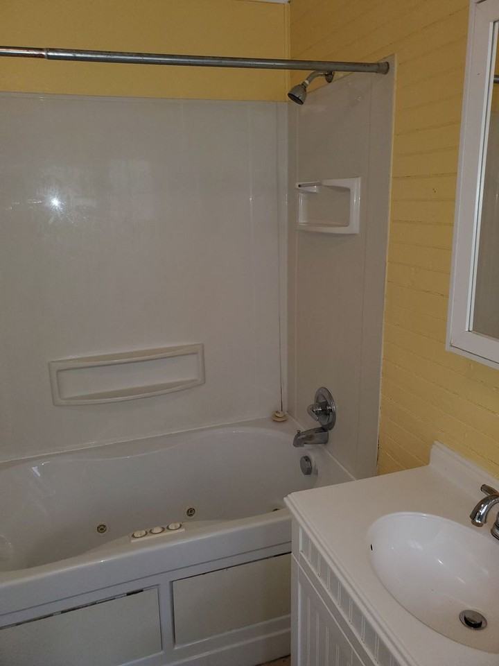 219R N Scott St - Photo 6 of 8
