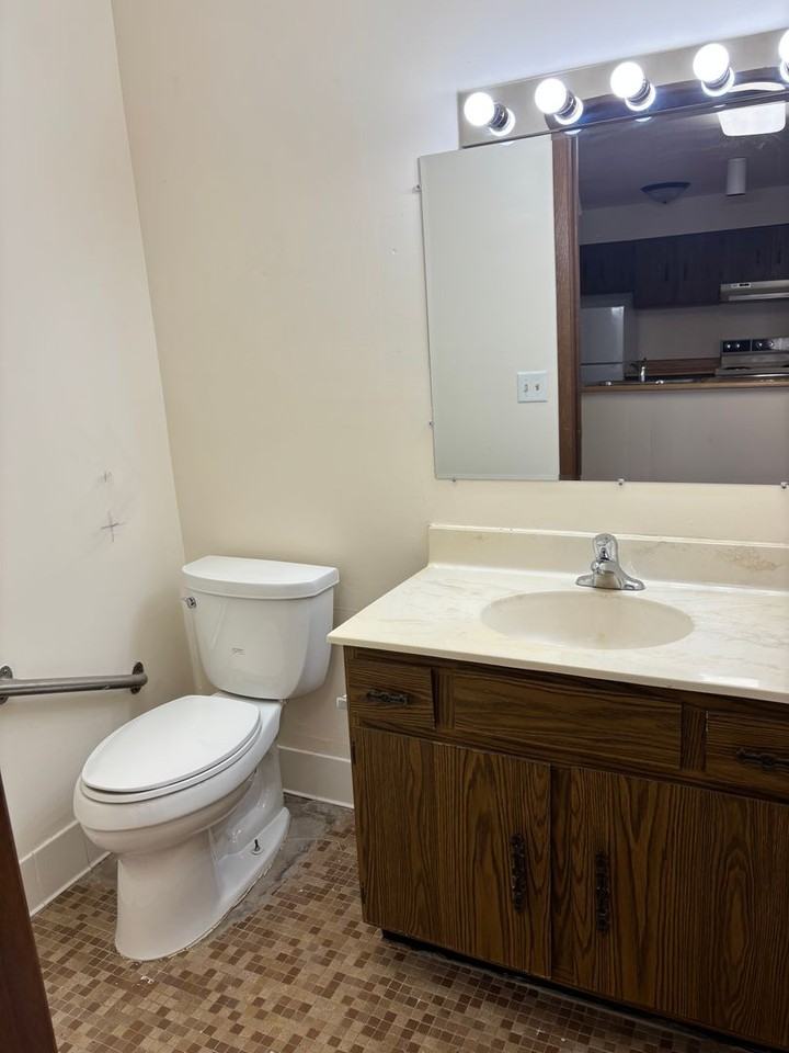Crystal Springs Apts LLC - Photo 7 of 14