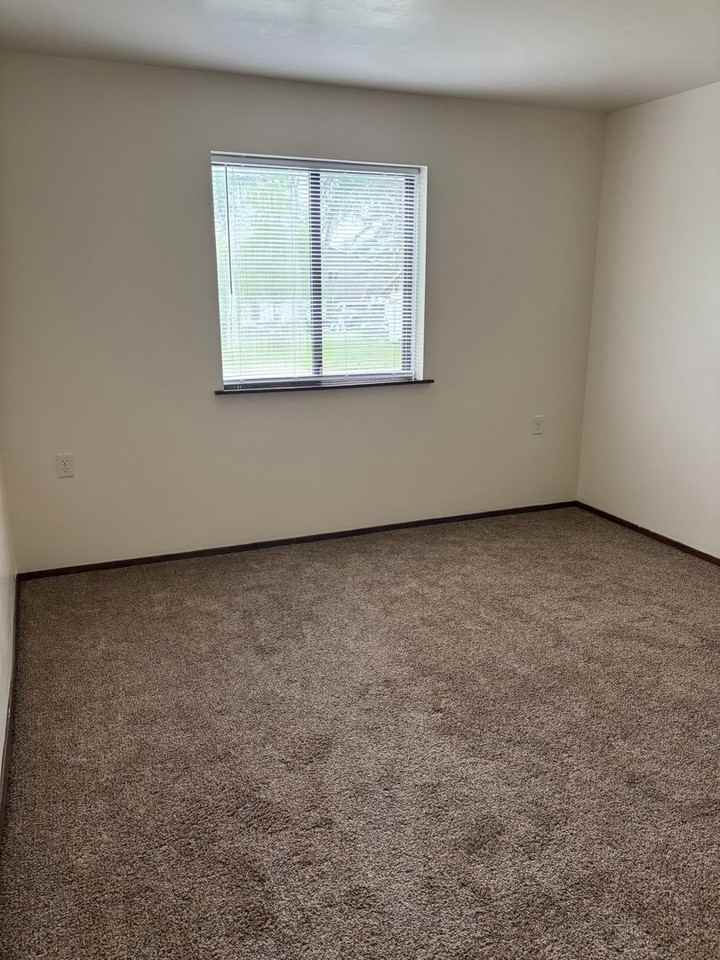 Crystal Springs Apts LLC - Photo 6 of 19