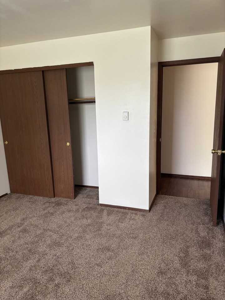 Crystal Springs Apts LLC - Photo 7 of 19