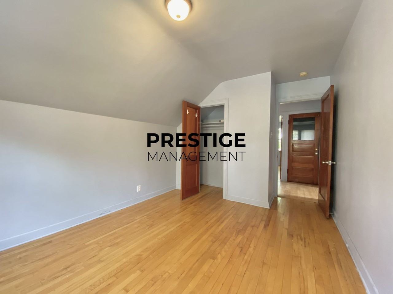 1228 Lakeview Ave - Photo 7 of 14