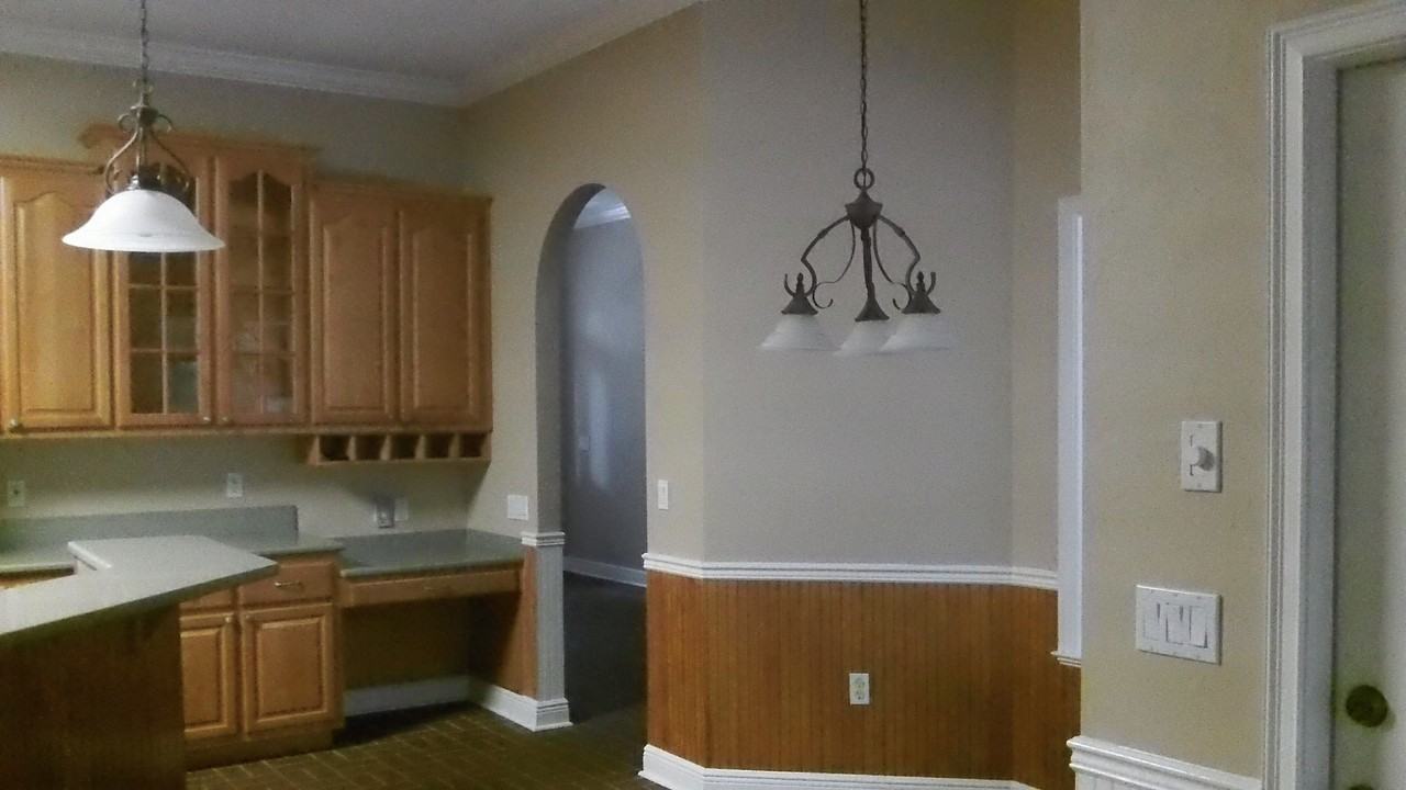 2414 Sw 98th Dr - Photo 2 of 20
