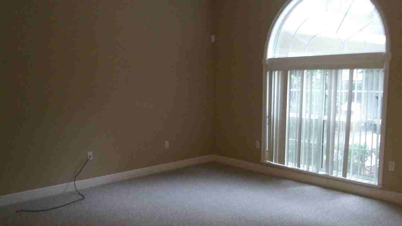 2414 Sw 98th Dr - Photo 7 of 20