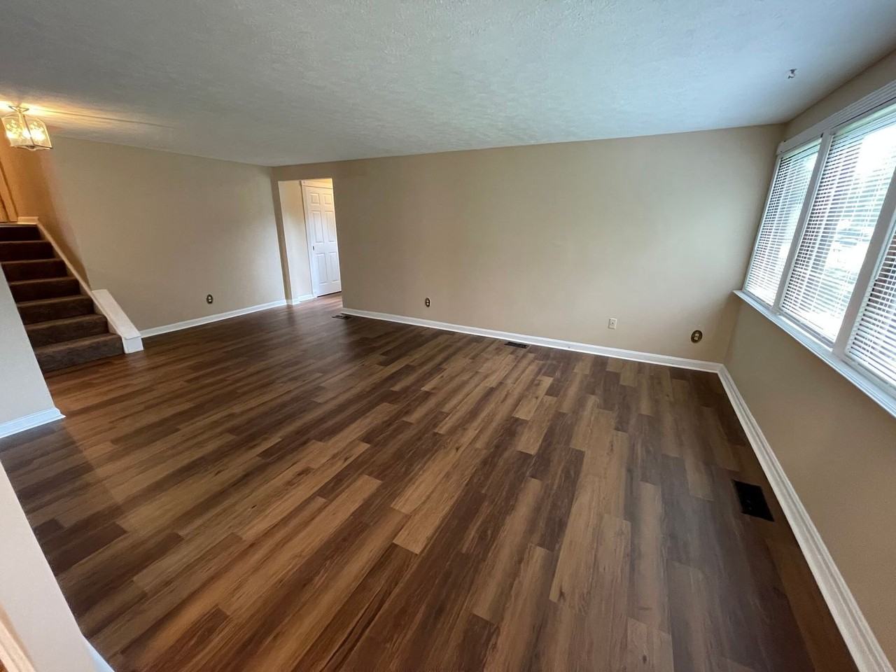 4957 Winding Spring Cir - Photo 5 of 26
