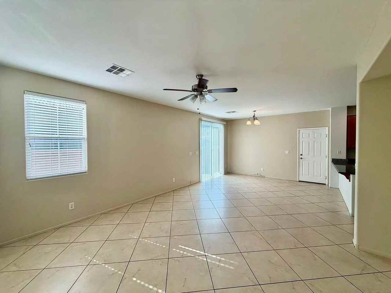 8626 Rowland Bluff Ave - Photo 3 of 25