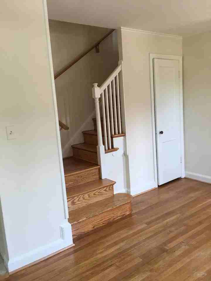 3311 Clay Pl Ne ##Ne - Photo 2 of 5