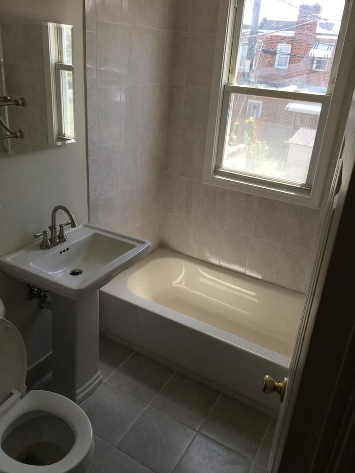 3311 Clay Pl Ne ##Ne - Photo 3 of 5