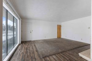 featured image of 716 N Saturn Ave