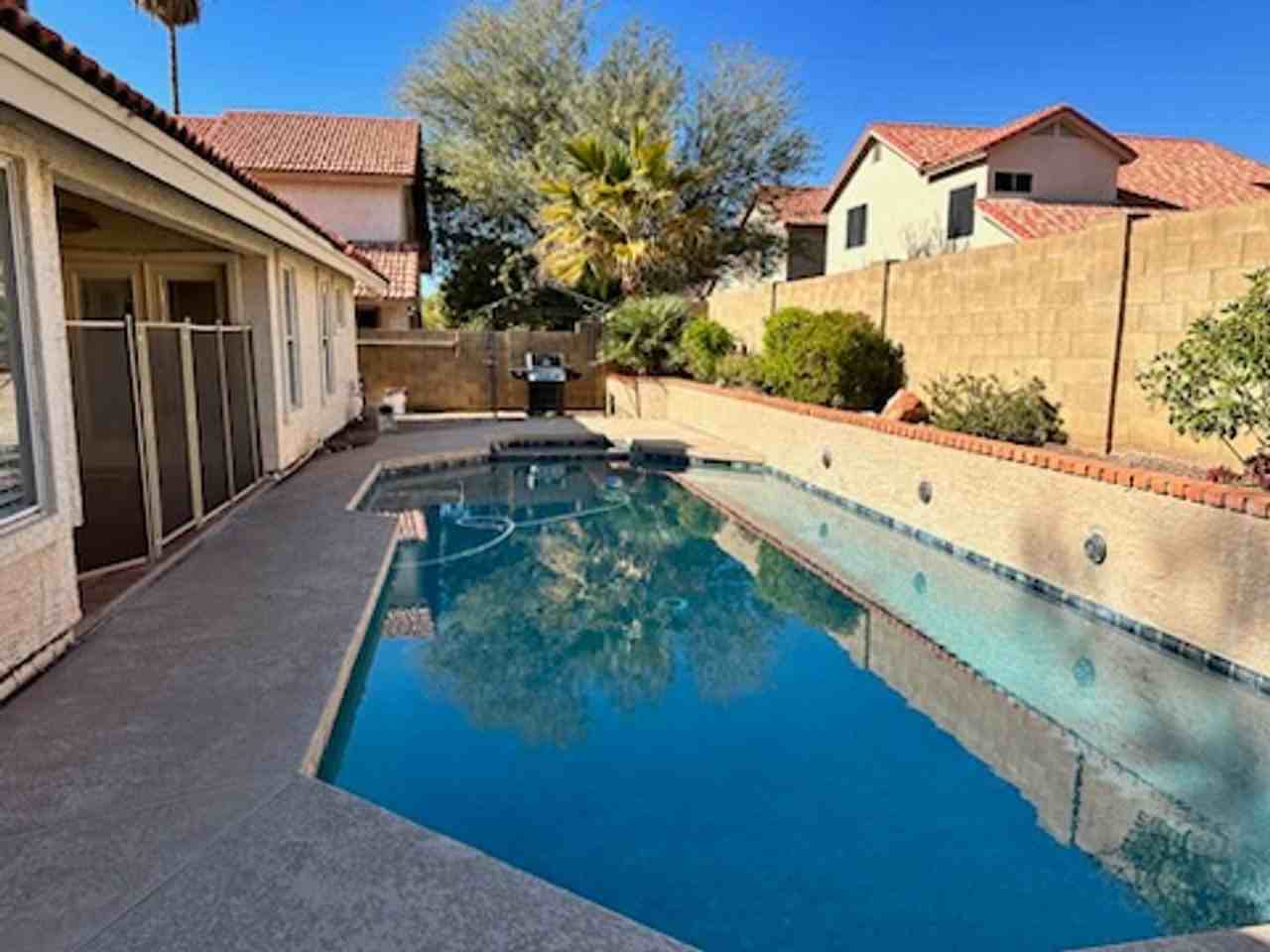 4106 E Ashurst Dr - Photo 3 of 21