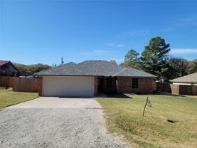 405 Oakwood St - Photo 1 of 1