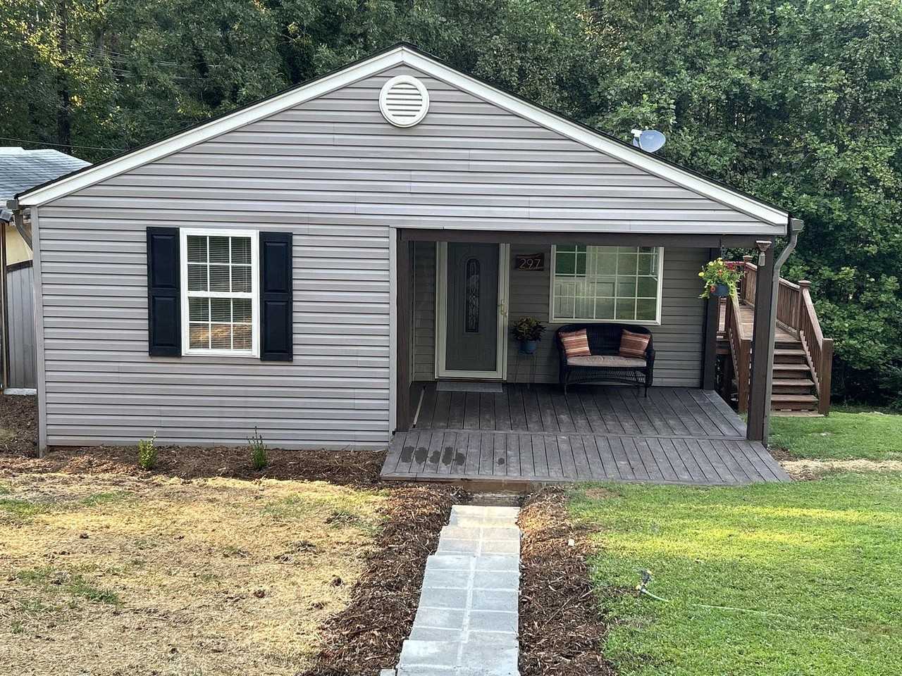 297 Fife Dr - Photo 2 of 16