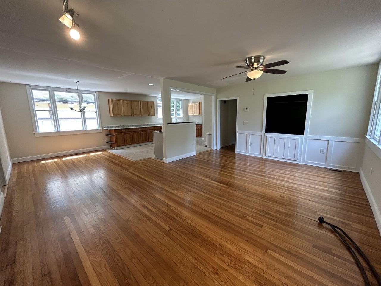 297 Fife Dr - Photo 3 of 16