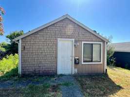 featured image of 2759 Stanton Ave