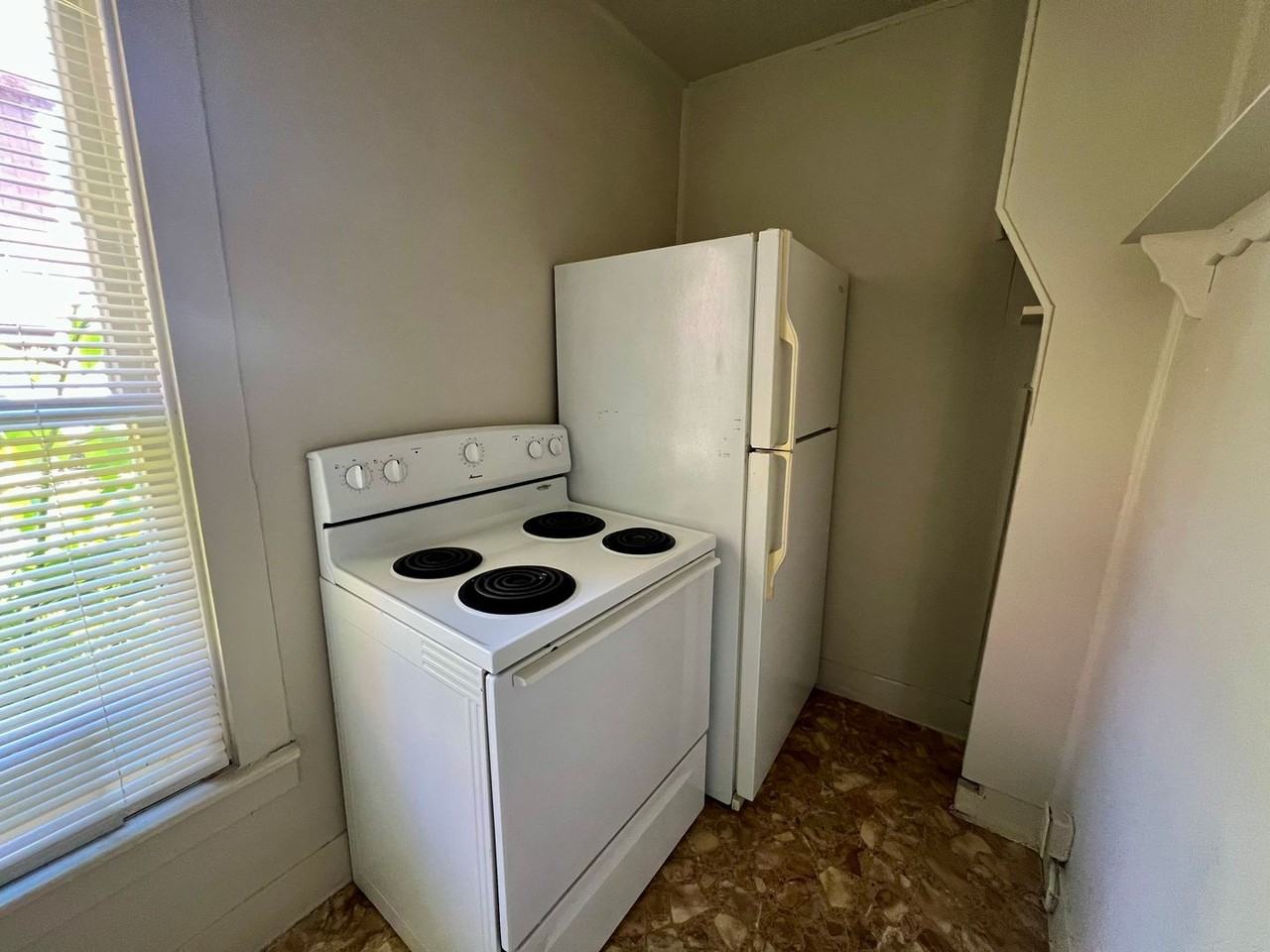 2759 Stanton Ave - Photo 5 of 11