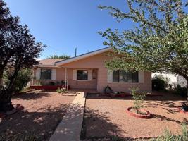 featured image of 1312 Cordova Ave Nw