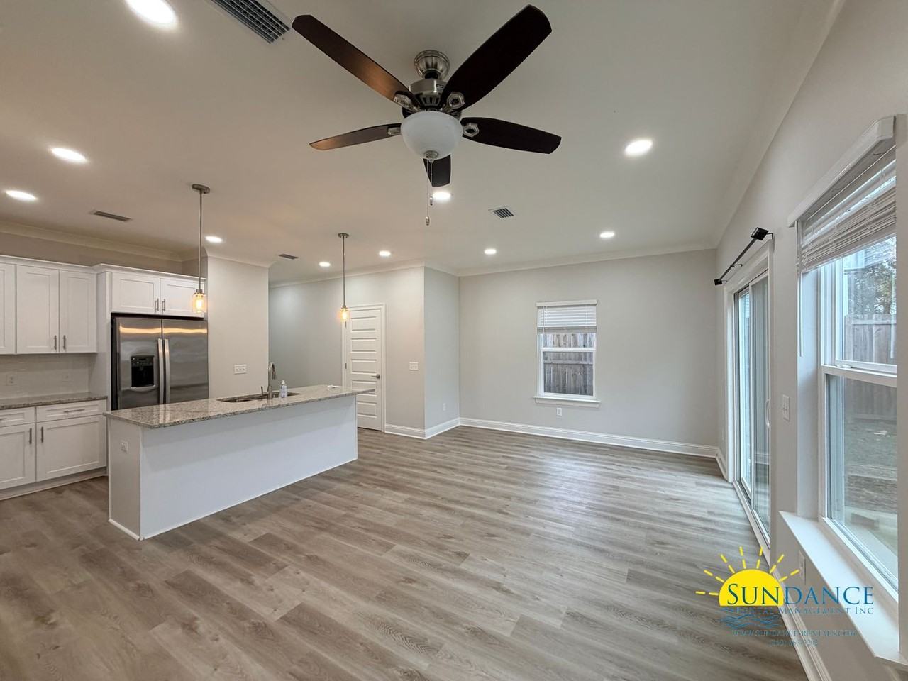 691 Woodlawn Ave Nw - Photo 2 of 18