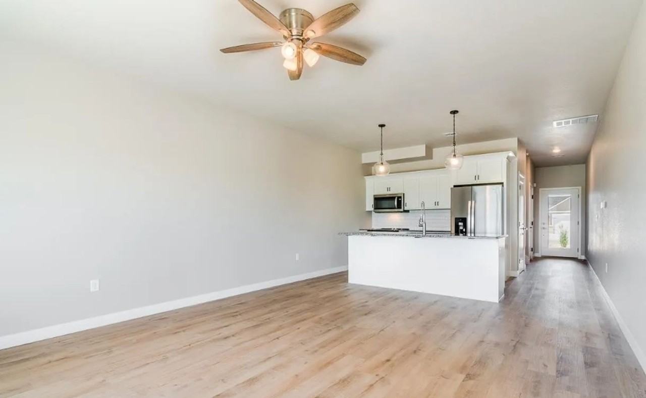 5803 Goheen Dr - Photo 3 of 11