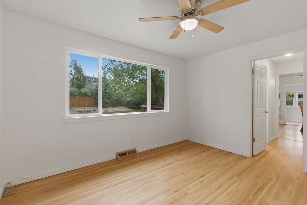 8111 E Briarwood Blvd - Photo 4 of 44
