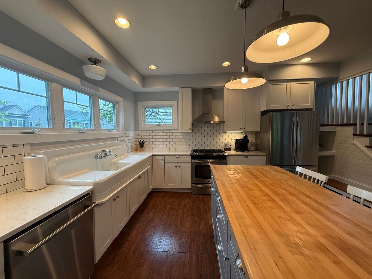 307 Valley Rd - Photo 3 of 22