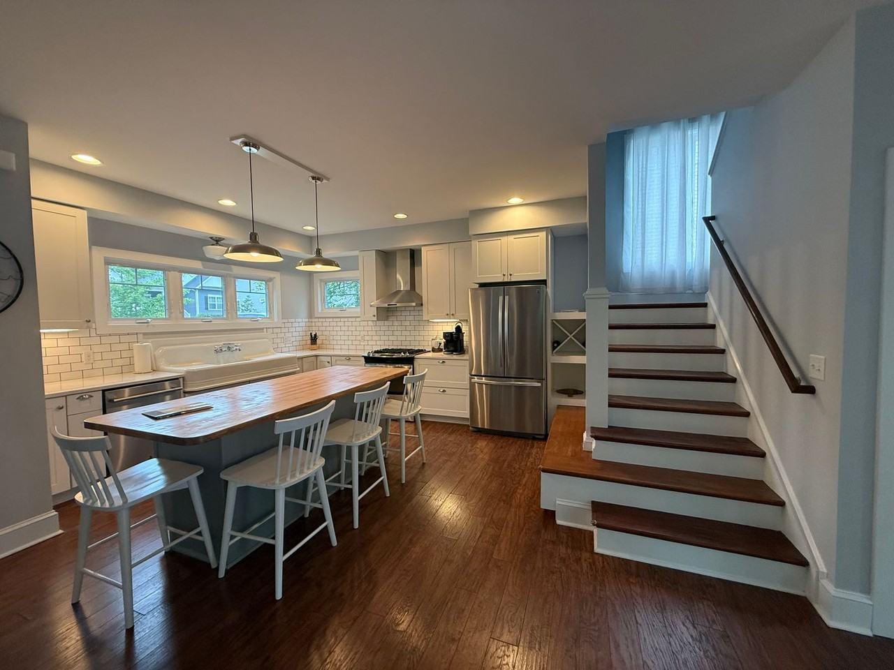307 Valley Rd - Photo 4 of 22