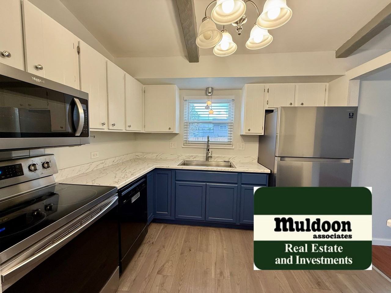 2930 Cortina Dr - Photo 2 of 28