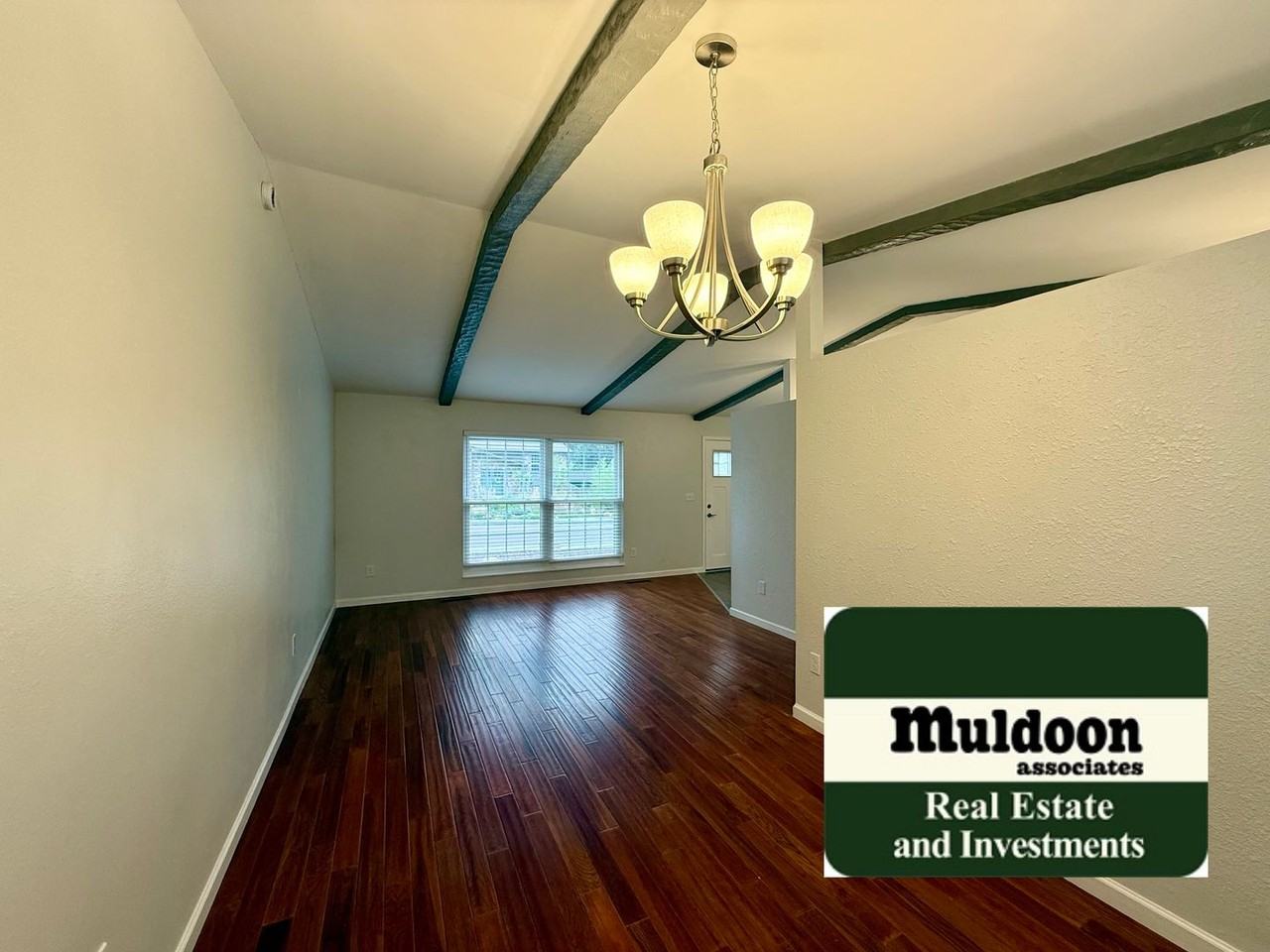2930 Cortina Dr - Photo 6 of 28
