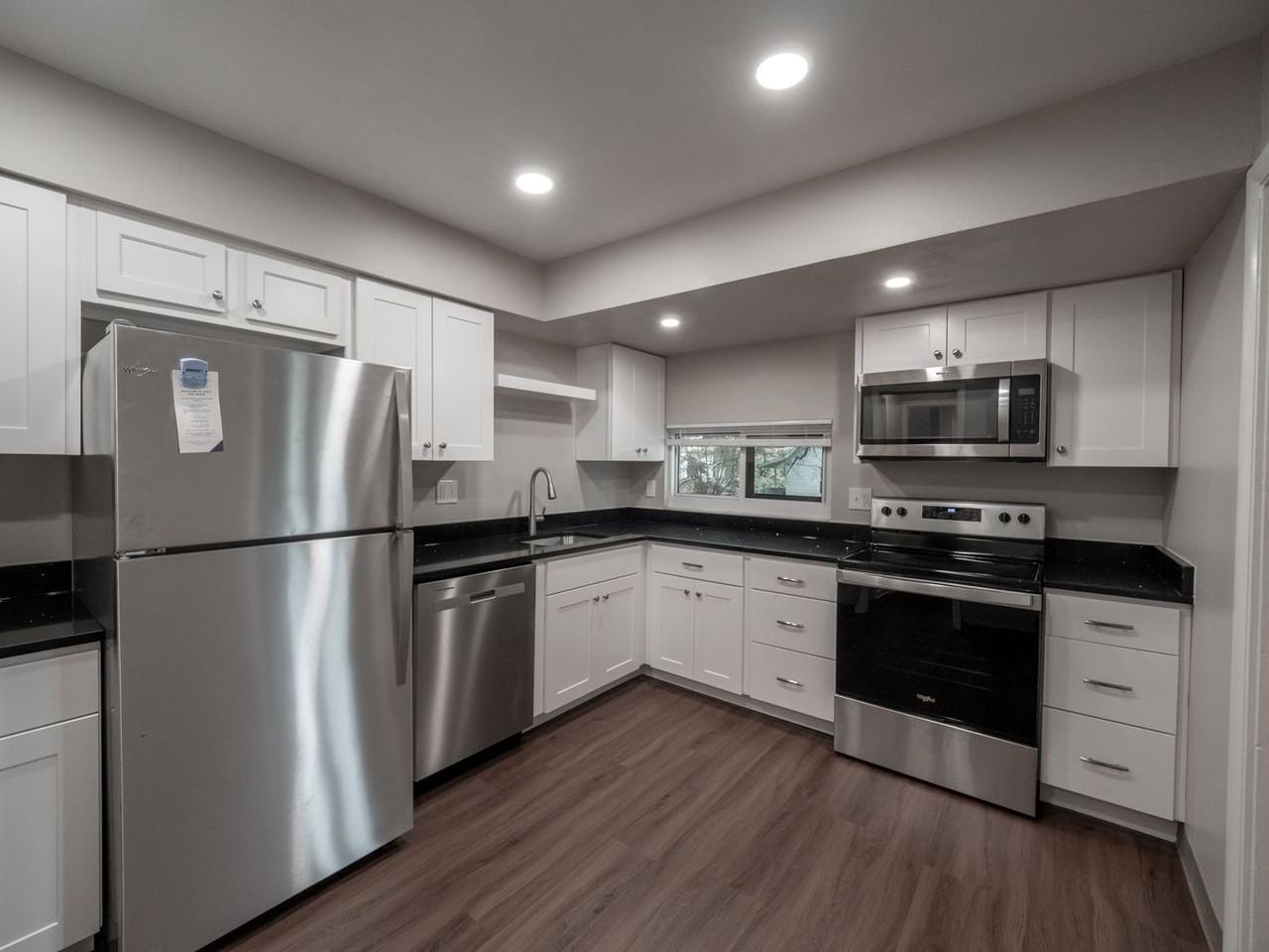 547 S Trenton Ave - Photo 2 of 19
