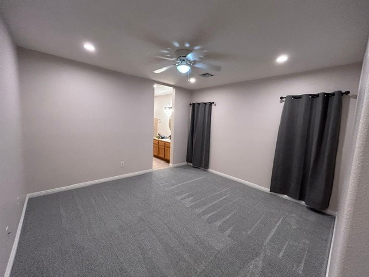 452 E Sunset Rd - Photo 2 of 41