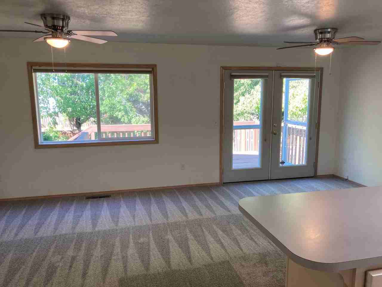 5423 Monterey Dr Se - Photo 3 of 23