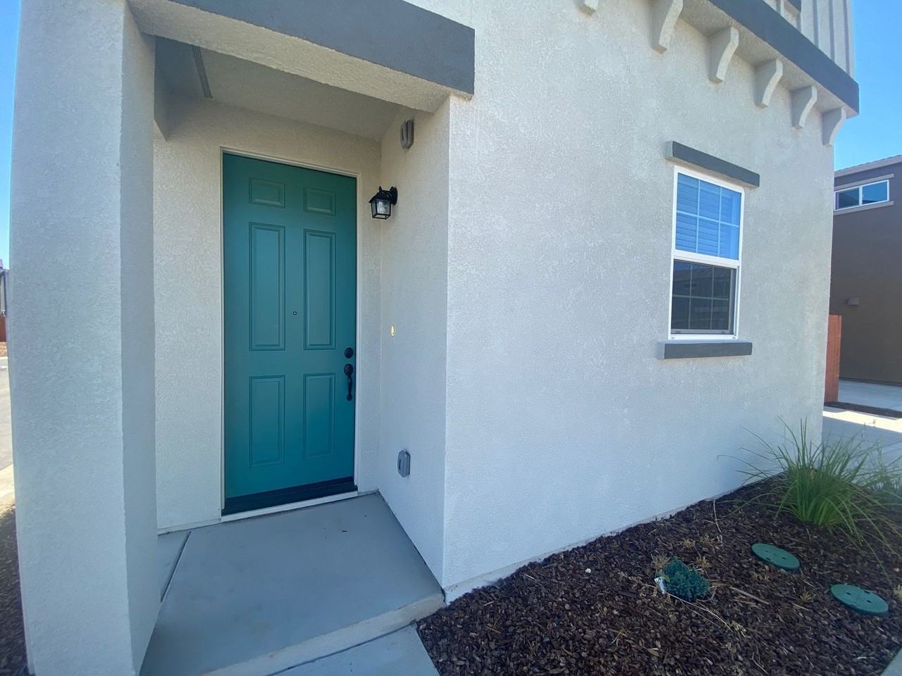 6824 Mangosteen Ln - Photo 2 of 21