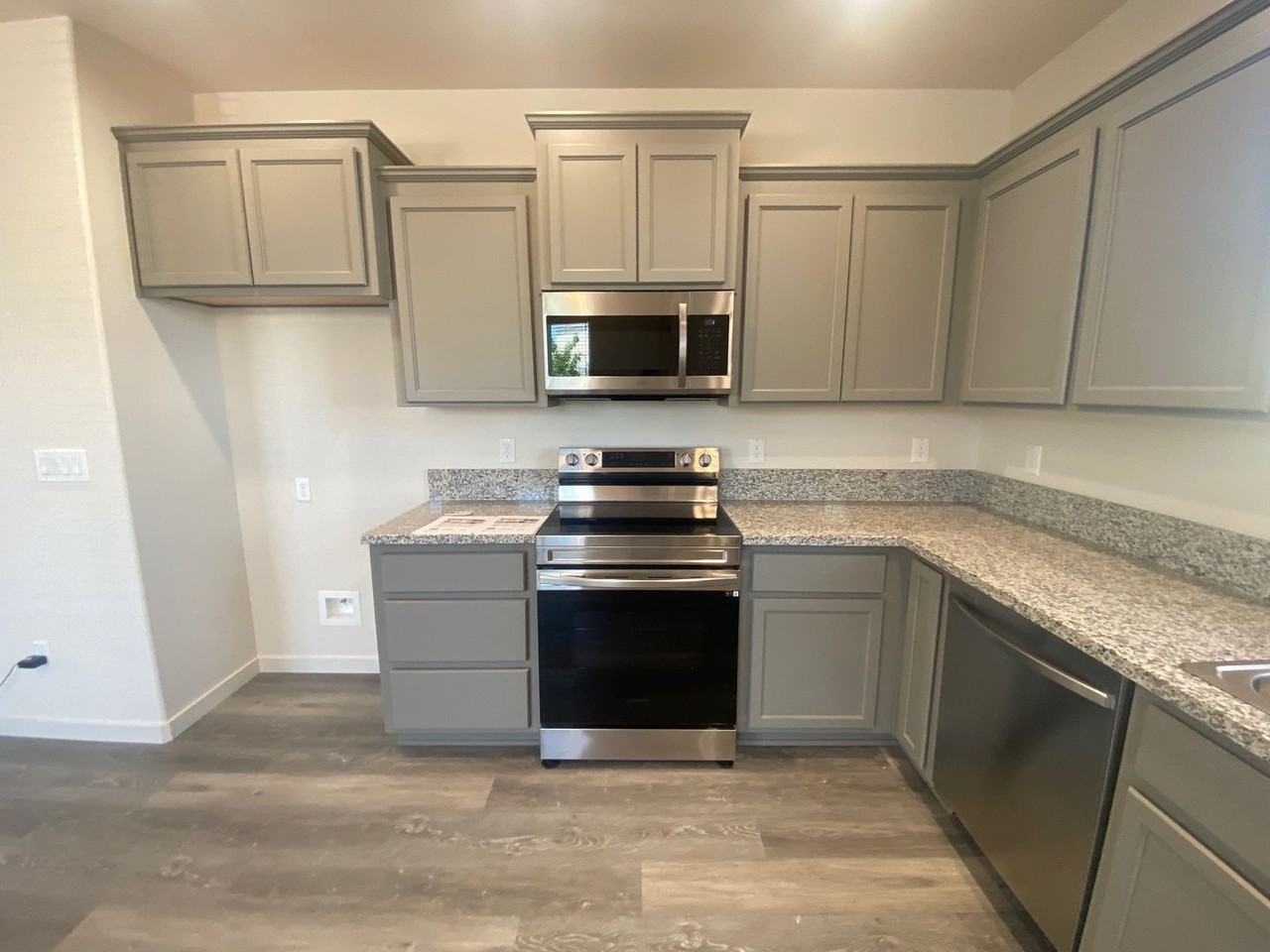 6824 Mangosteen Ln - Photo 6 of 21