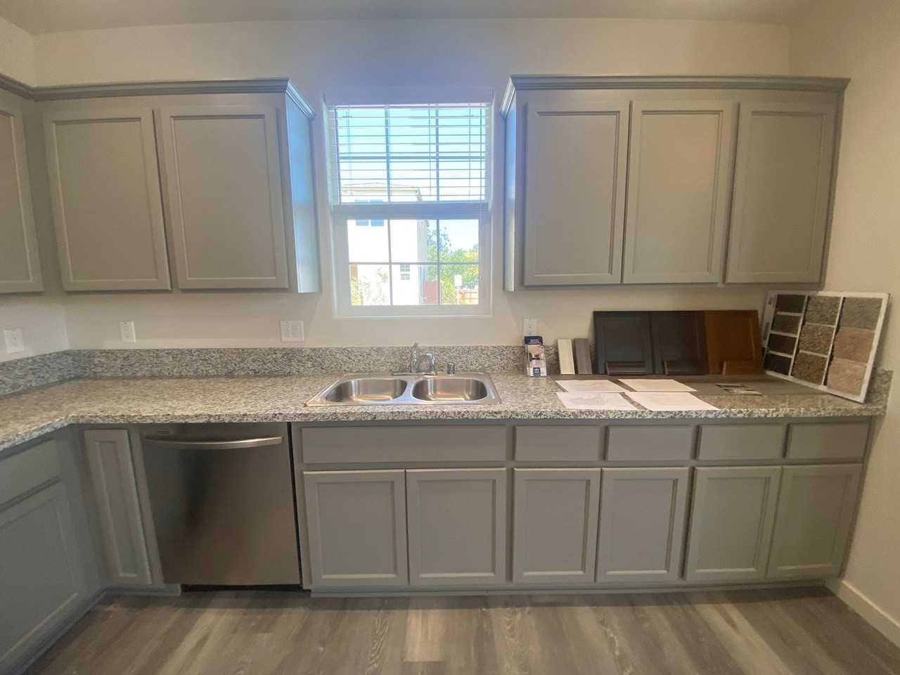 6824 Mangosteen Ln - Photo 7 of 21