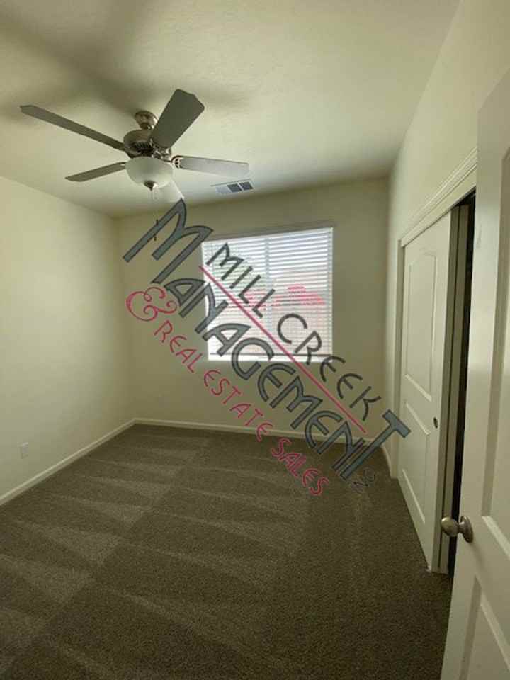 3909 W Nellis Ave - Photo 7 of 17