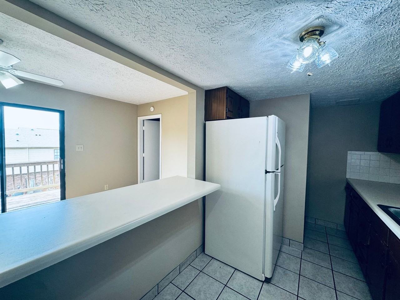 151 Kitty Hawk Sq - Photo 6 of 20