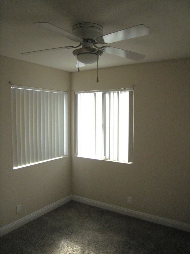 1844 N Decatur Blvd #204 - Photo 7 of 9
