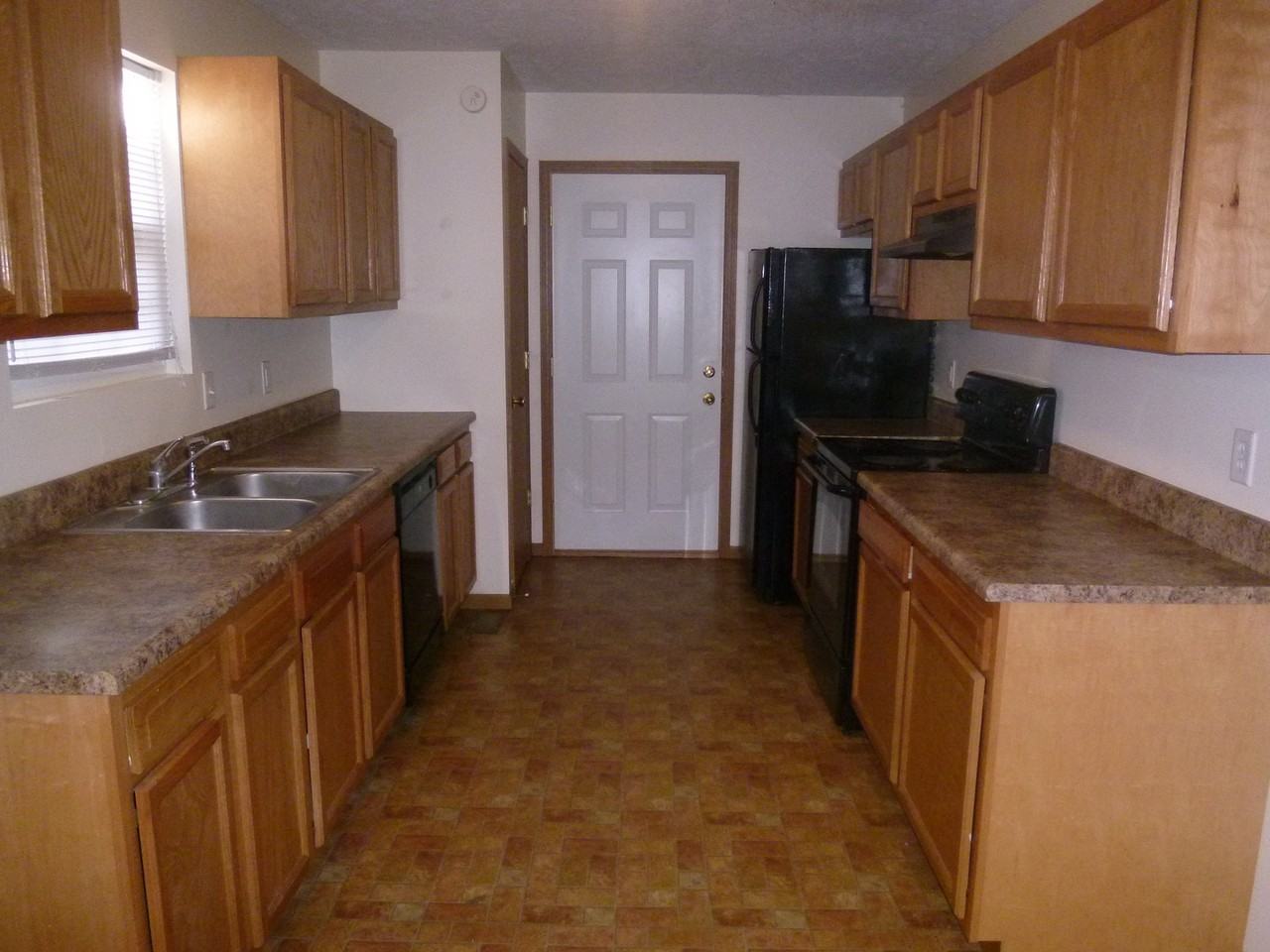 3127 N 12th St - Photo 5 of 13
