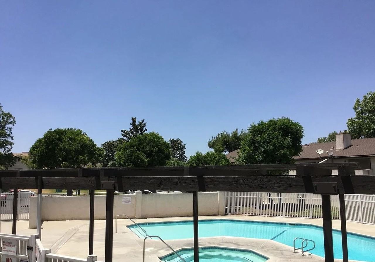 1170 Mohave Dr - Photo 3 of 22