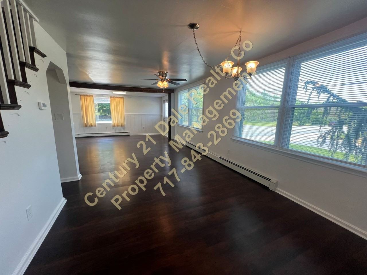 7322 Lincoln Hwy - Photo 3 of 22