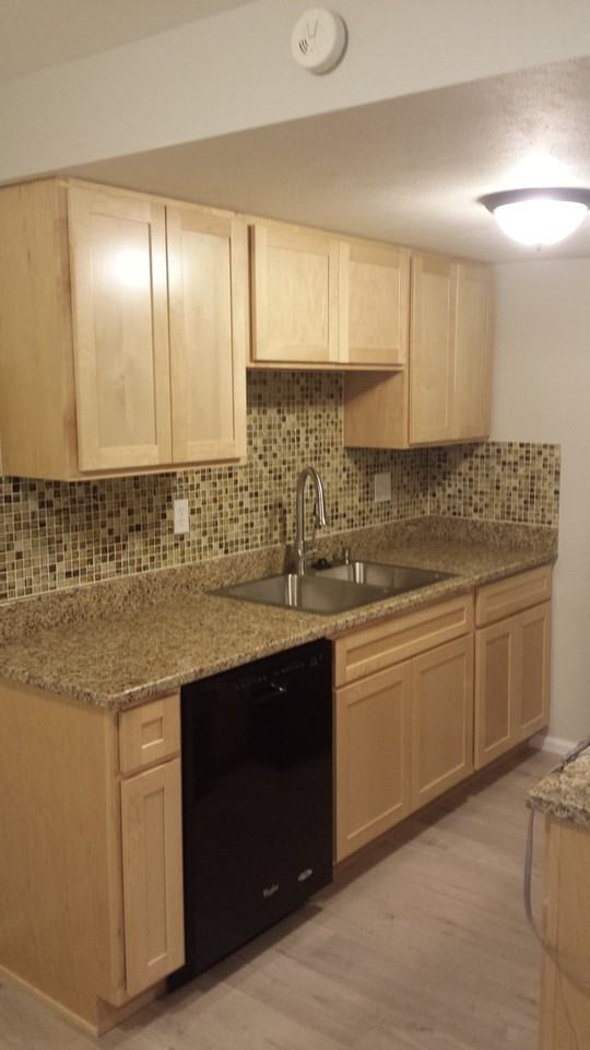 710 W Cleveland Cir - Photo 4 of 25